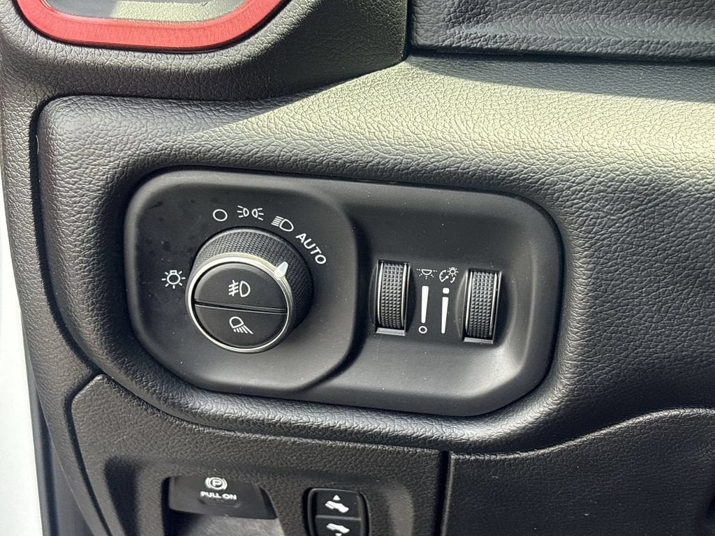 2019 RAM 1500 Rebel Crew Cab 4x4 5'7" Box