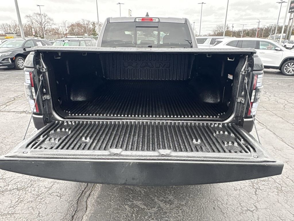 2021 RAM 1500 Big Horn Crew Cab 4x4 6'4" Box