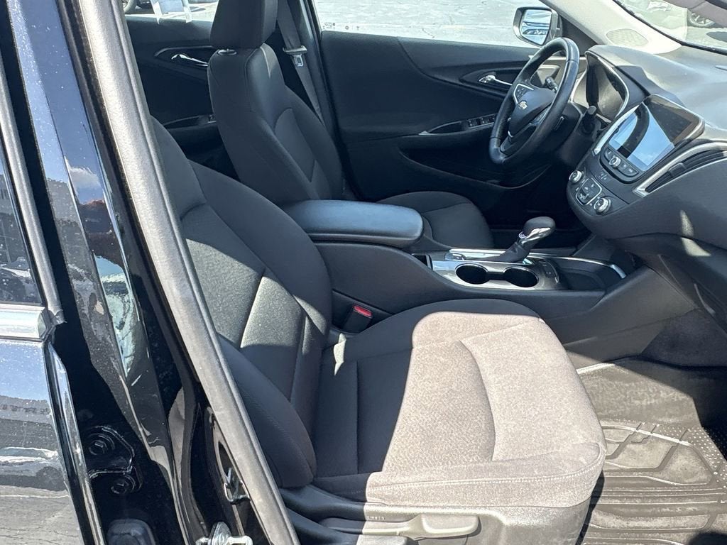 2022 Chevrolet Malibu RS