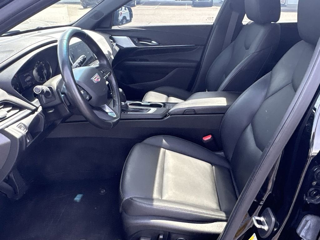 2023 Cadillac CT4 Luxury