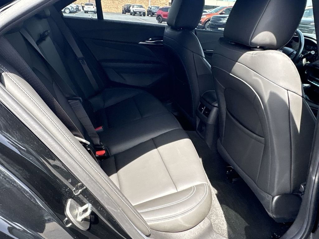 2023 Cadillac CT4 Luxury