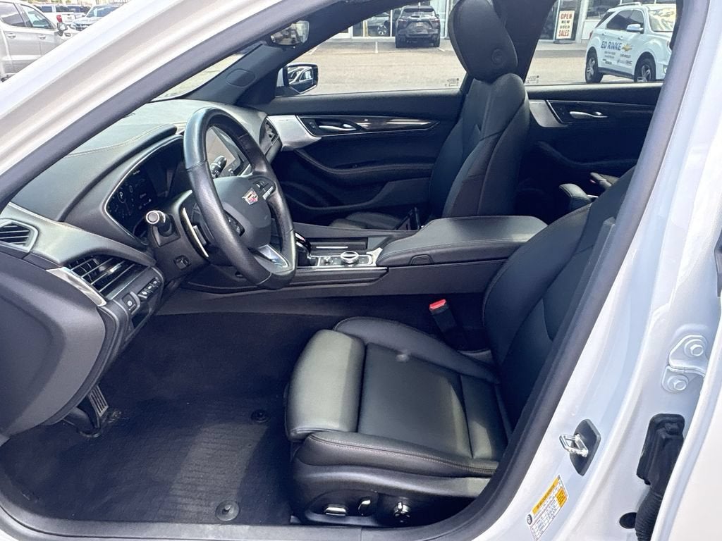 2023 Cadillac CT5 Sport