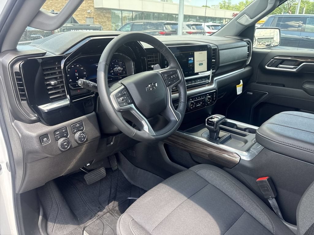 2025 Chevrolet Silverado 1500 RST