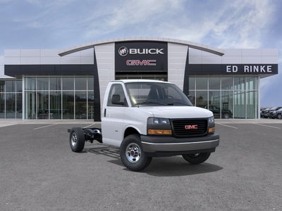 2025 GMC Savana Cutaway 3500 1WT
