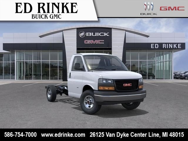 2025 GMC Savana Cutaway 3500 1WT