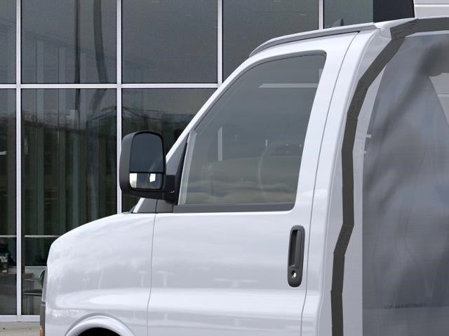 2025 GMC Savana Cutaway 3500 1WT