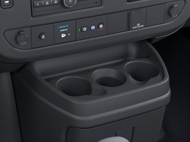 2025 GMC Savana Cutaway 3500 1WT