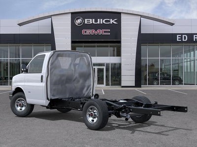 2025 GMC Savana Cutaway 3500 1WT