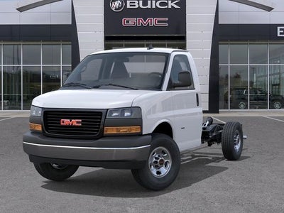 2025 GMC Savana Cutaway 3500 1WT