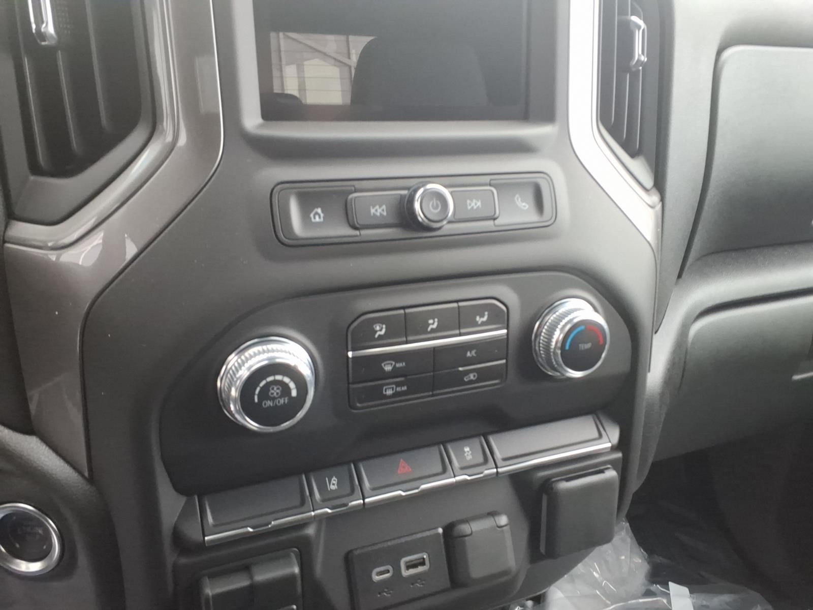 2025 GMC Sierra 2500 HD Pro