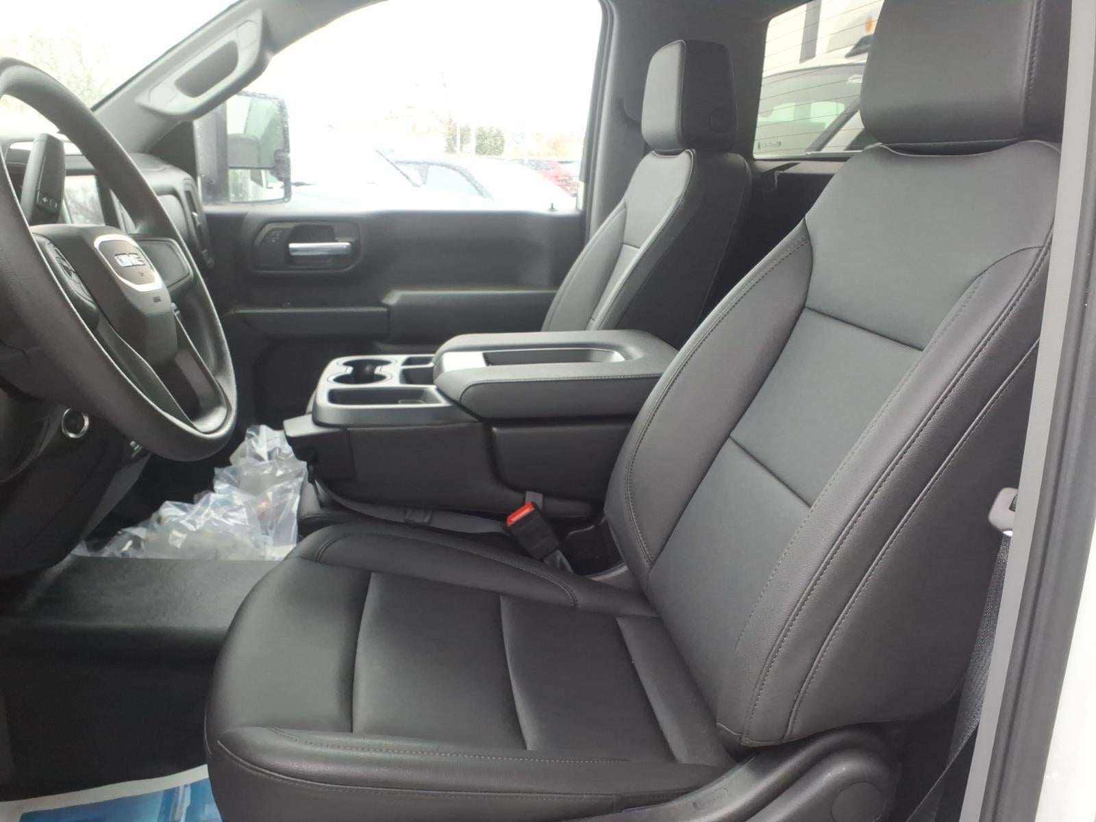 2025 GMC Sierra 2500 HD Pro