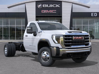 2026 GMC Sierra 3500 HD Chassis Cab Pro