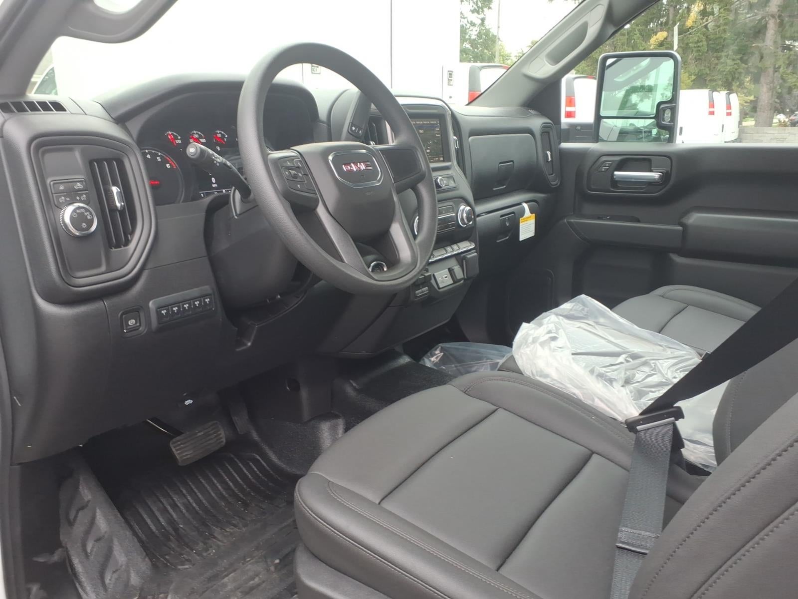 2026 GMC Sierra 3500 HD Chassis Cab Pro