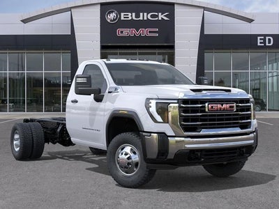 2026 GMC Sierra 3500 HD Chassis Cab Pro