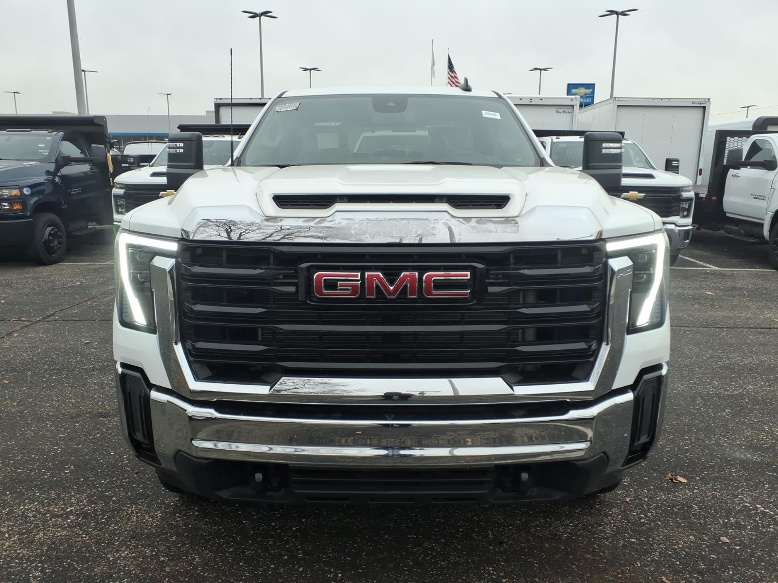 2025 GMC Sierra 3500 HD Pro