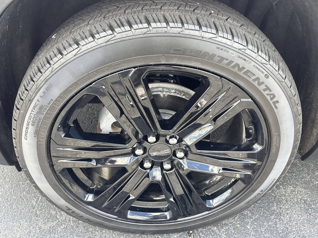 2024 GMC Acadia Elevation