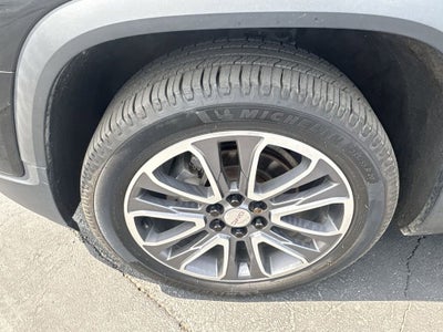 2020 GMC Acadia AT4