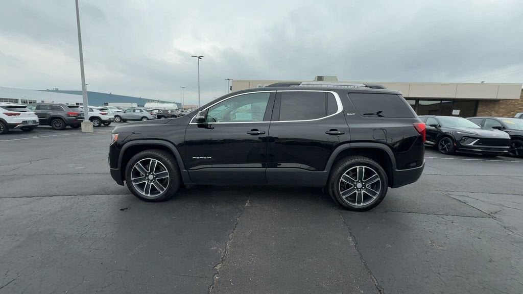 2023 GMC Acadia SLT