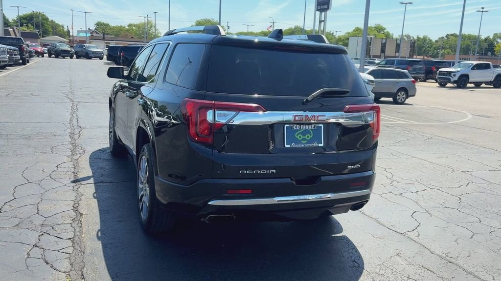 2023 GMC Acadia Denali