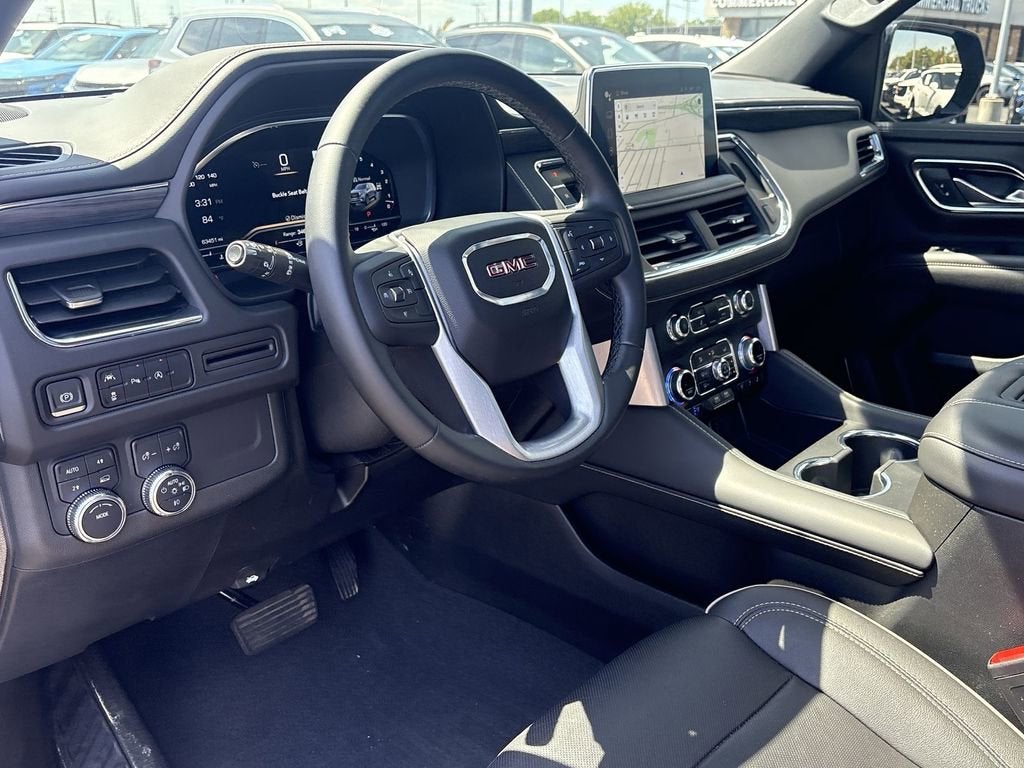 2023 GMC Yukon SLT