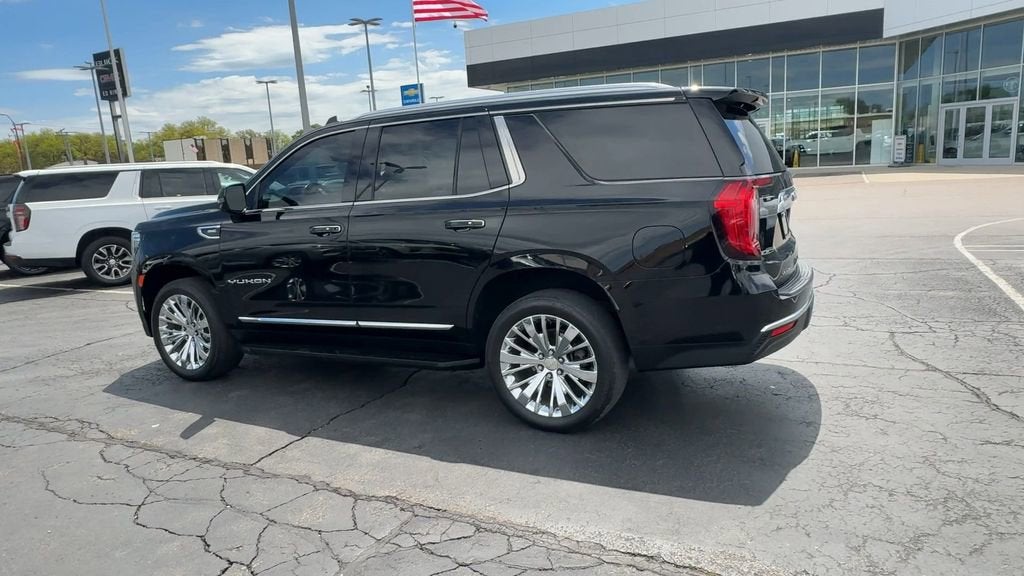 2021 GMC Yukon SLT