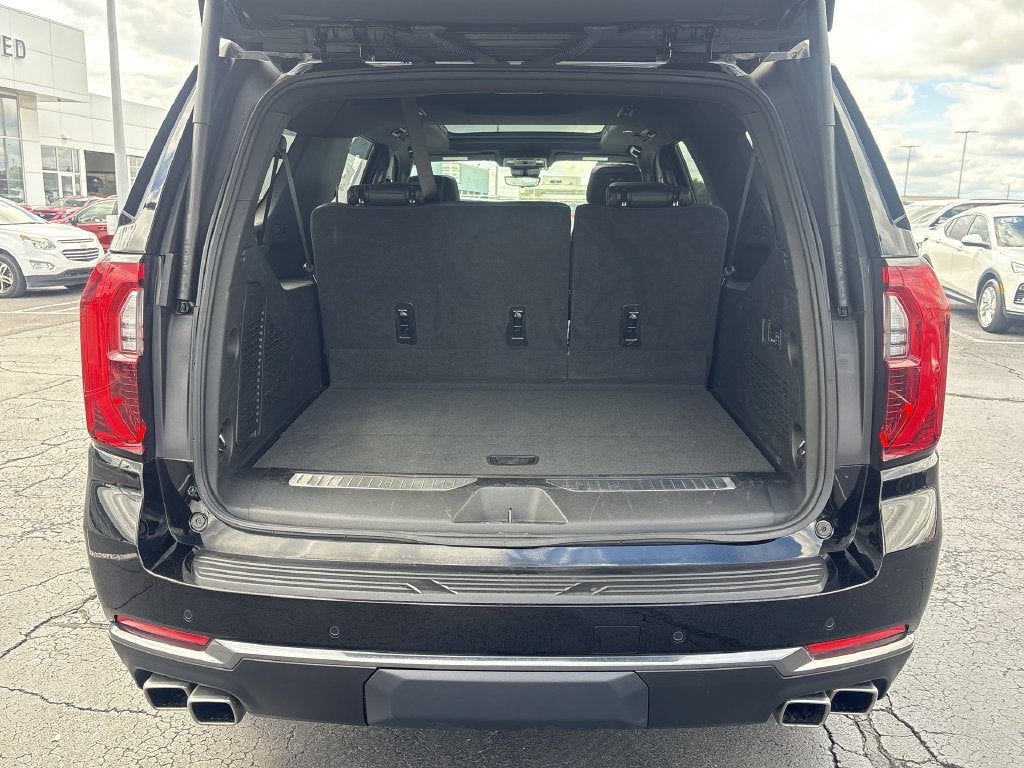 2025 GMC Yukon XL AT4 - Photo 27