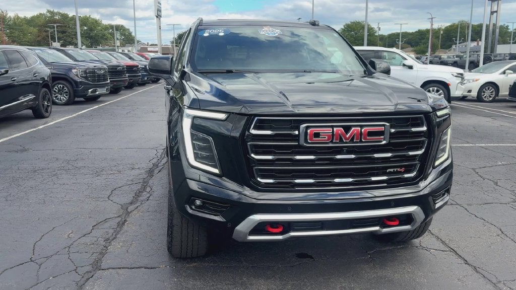 2025 GMC Yukon XL AT4