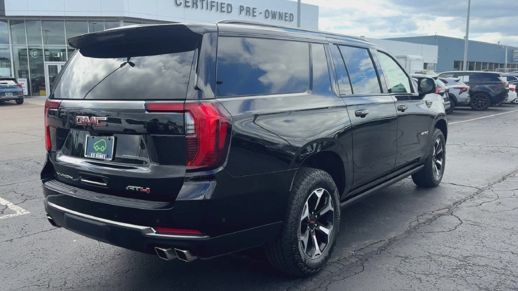 2025 GMC Yukon XL AT4 - Photo 8