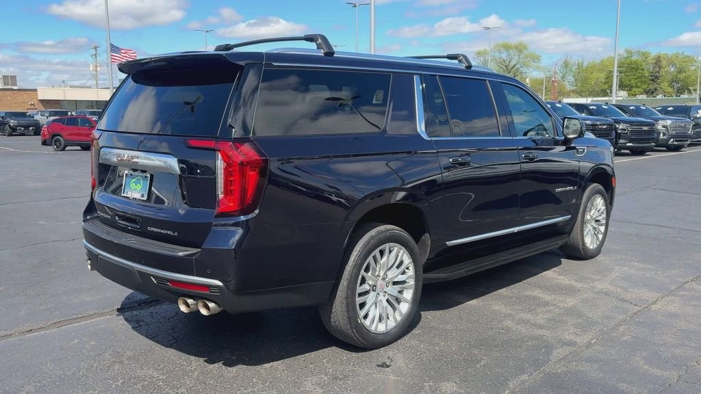 2023 GMC Yukon XL Denali