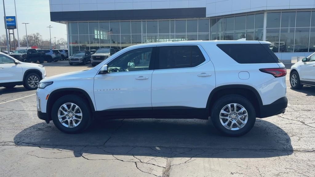 2023 Chevrolet Traverse LS