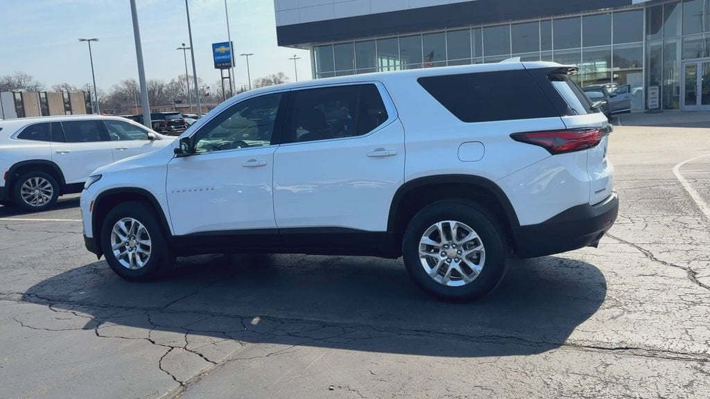 2023 Chevrolet Traverse LS
