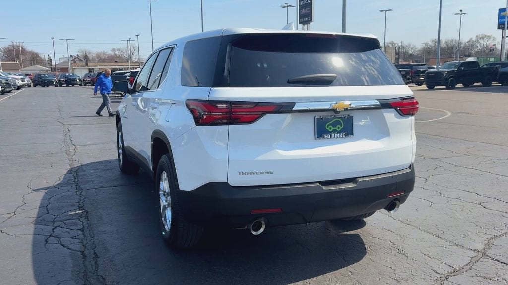 2023 Chevrolet Traverse LS