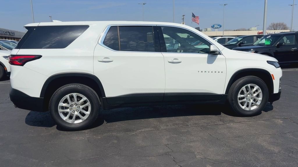2023 Chevrolet Traverse LS