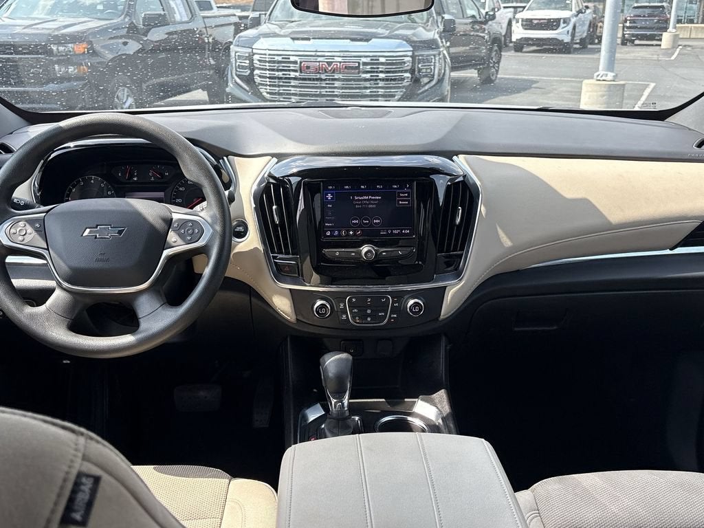 2023 Chevrolet Traverse LS