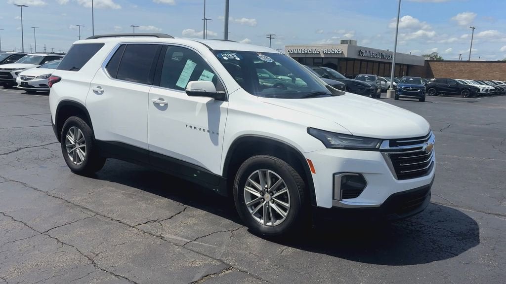 2023 Chevrolet Traverse LT Cloth