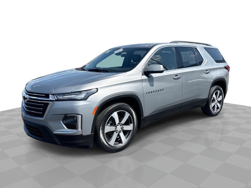 2023 Chevrolet Traverse LT Leather