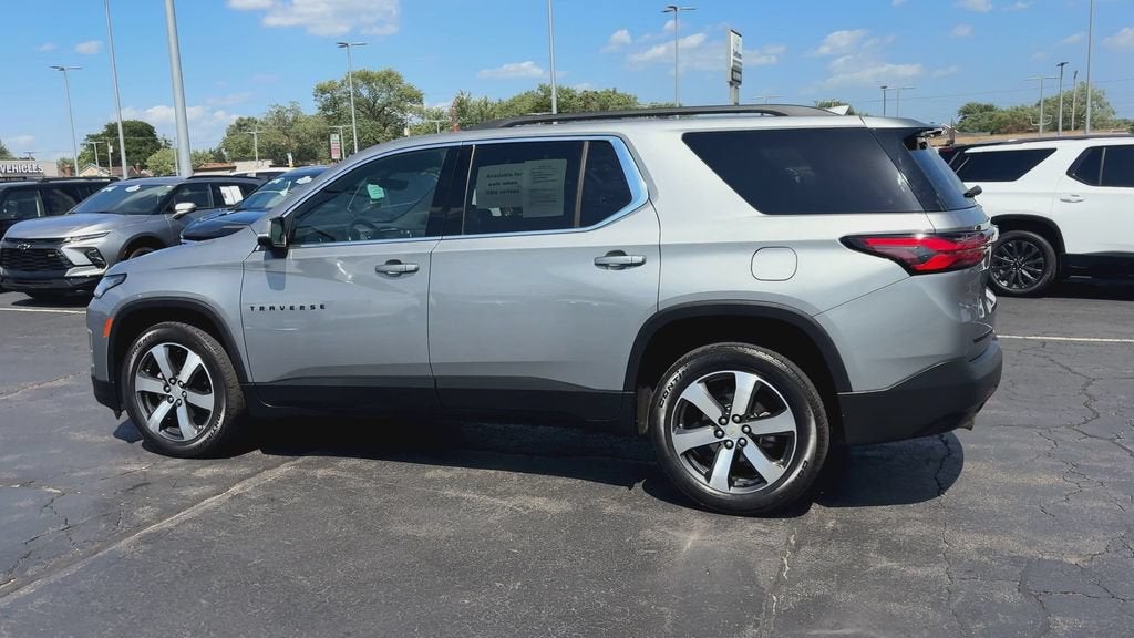 2023 Chevrolet Traverse LT Leather