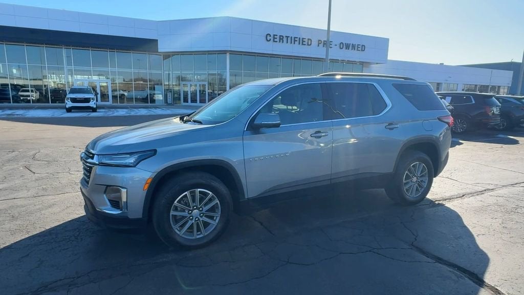 2023 Chevrolet Traverse LT Leather