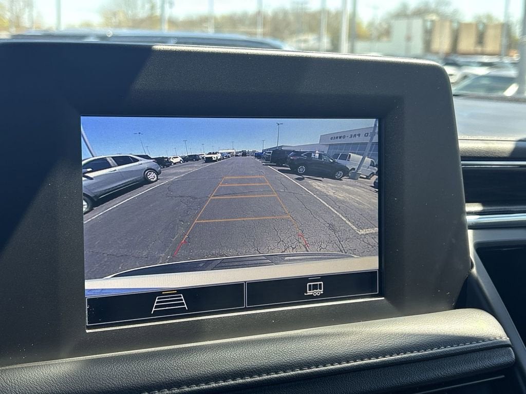 2023 Chevrolet Suburban LS
