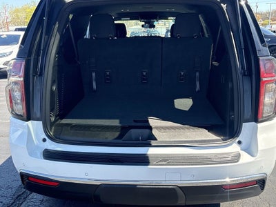 2023 Chevrolet Suburban LS