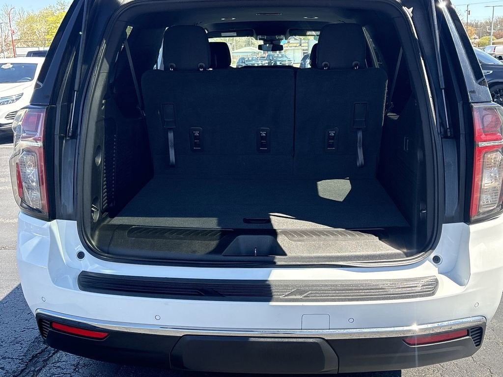 2023 Chevrolet Suburban LS