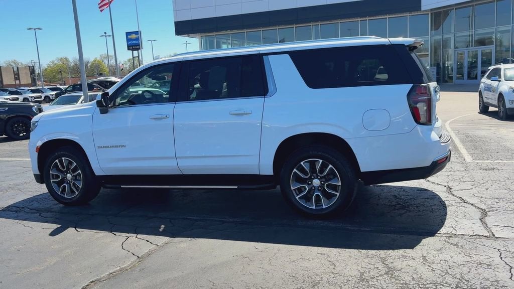 2023 Chevrolet Suburban LS