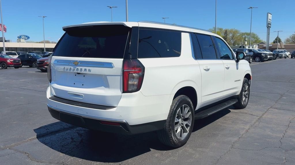 2023 Chevrolet Suburban LS