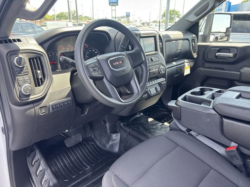 2024 GMC Sierra 2500 HD Pro
