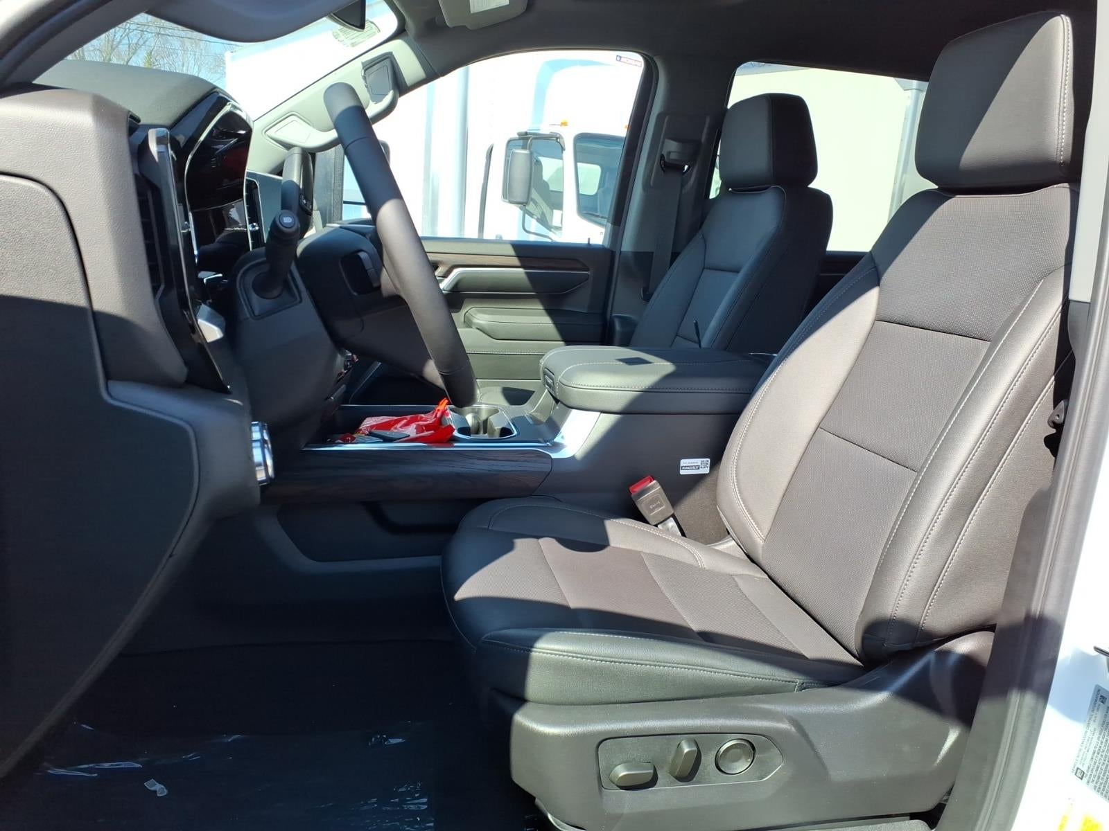 2025 GMC Sierra 3500 HD SLT DRW