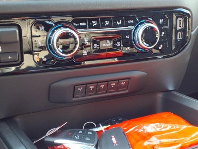 2025 GMC Sierra 3500 HD SLT DRW