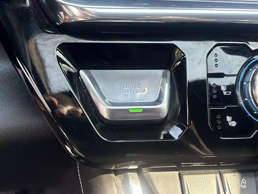 2026 GMC Sierra 3500HD Denali Ultimate - Photo 17