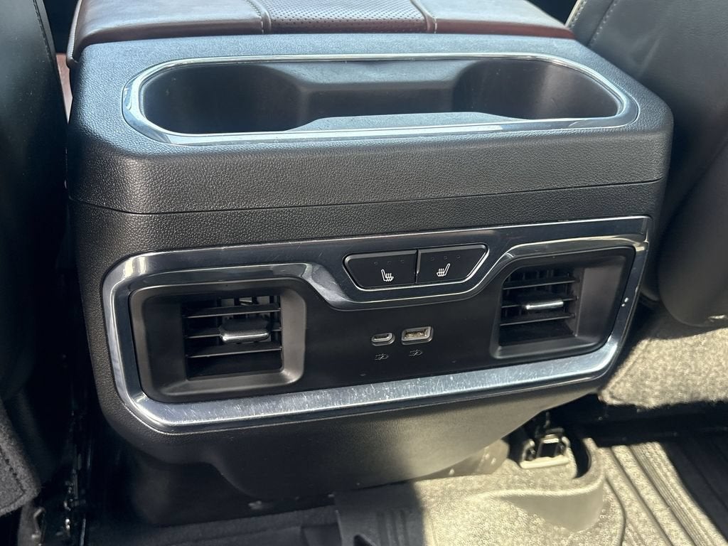 2026 GMC Sierra 3500HD Denali Ultimate - Photo 22