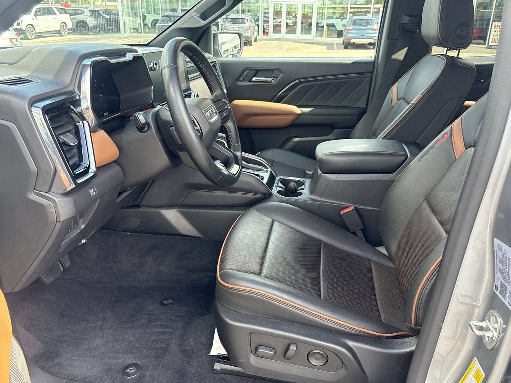 2023 GMC Canyon AT4