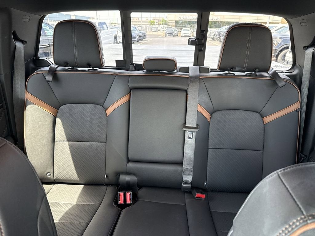 2023 GMC Canyon AT4 - Photo 12